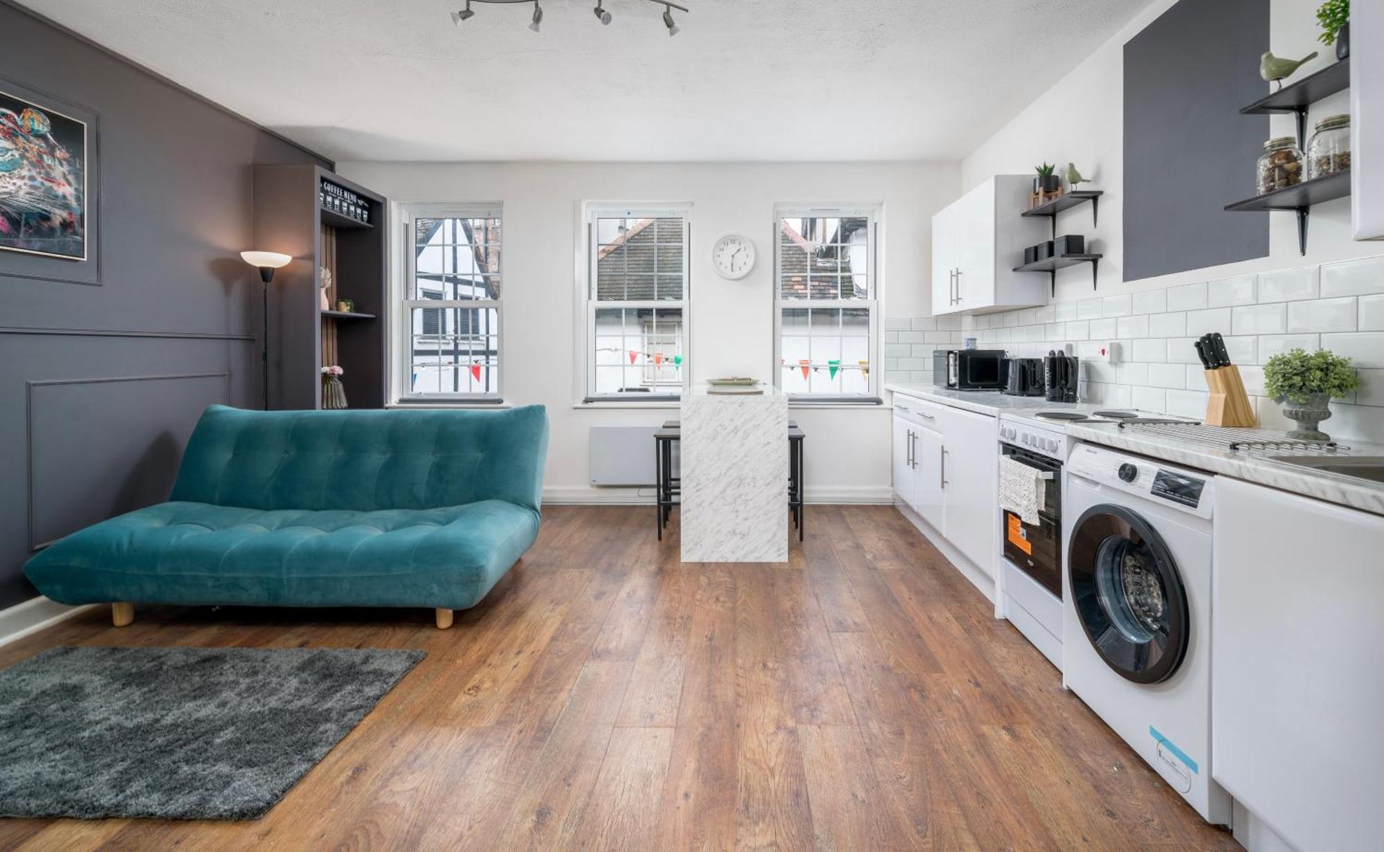 Stylish In The Heart Of Kingston Town Centre Apartment