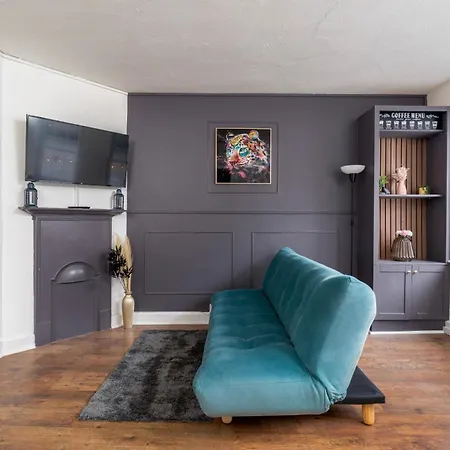 Stylish Apartment In The Heart Of Kingston Town Centre Kingston upon Thames  Exterior photo